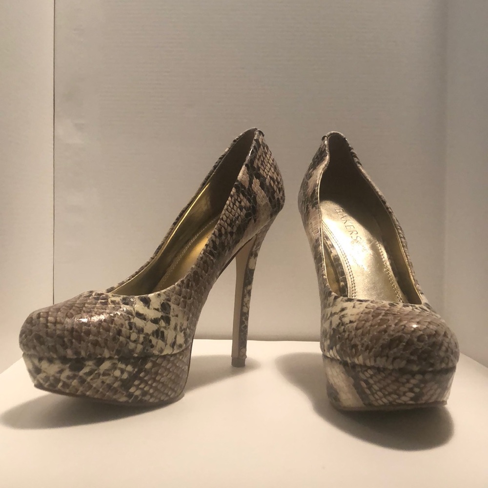 Bakers heels size 8 1/2